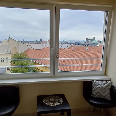 Rooftop Deluxe Апартаменты *